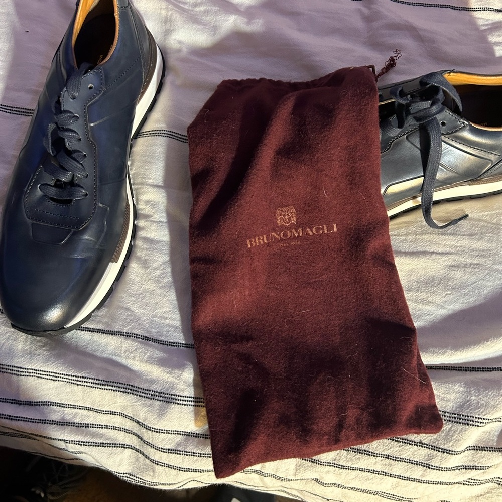 Bruno Magli Sneaker